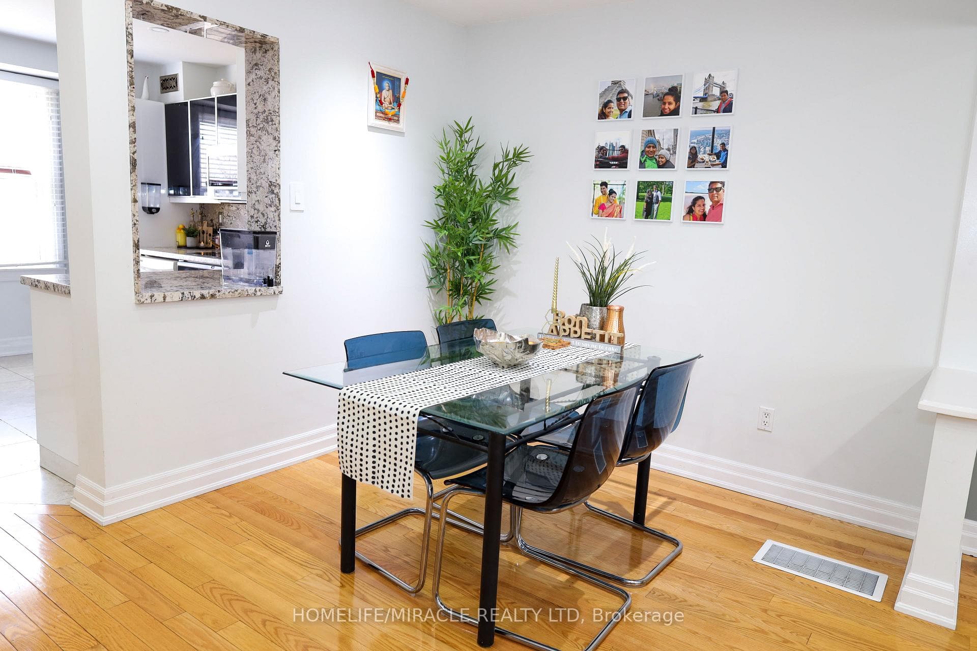 2440 Bromsgrove Road Unit 64 - Condo photo 15 of 40 in Mississauga, Ontario