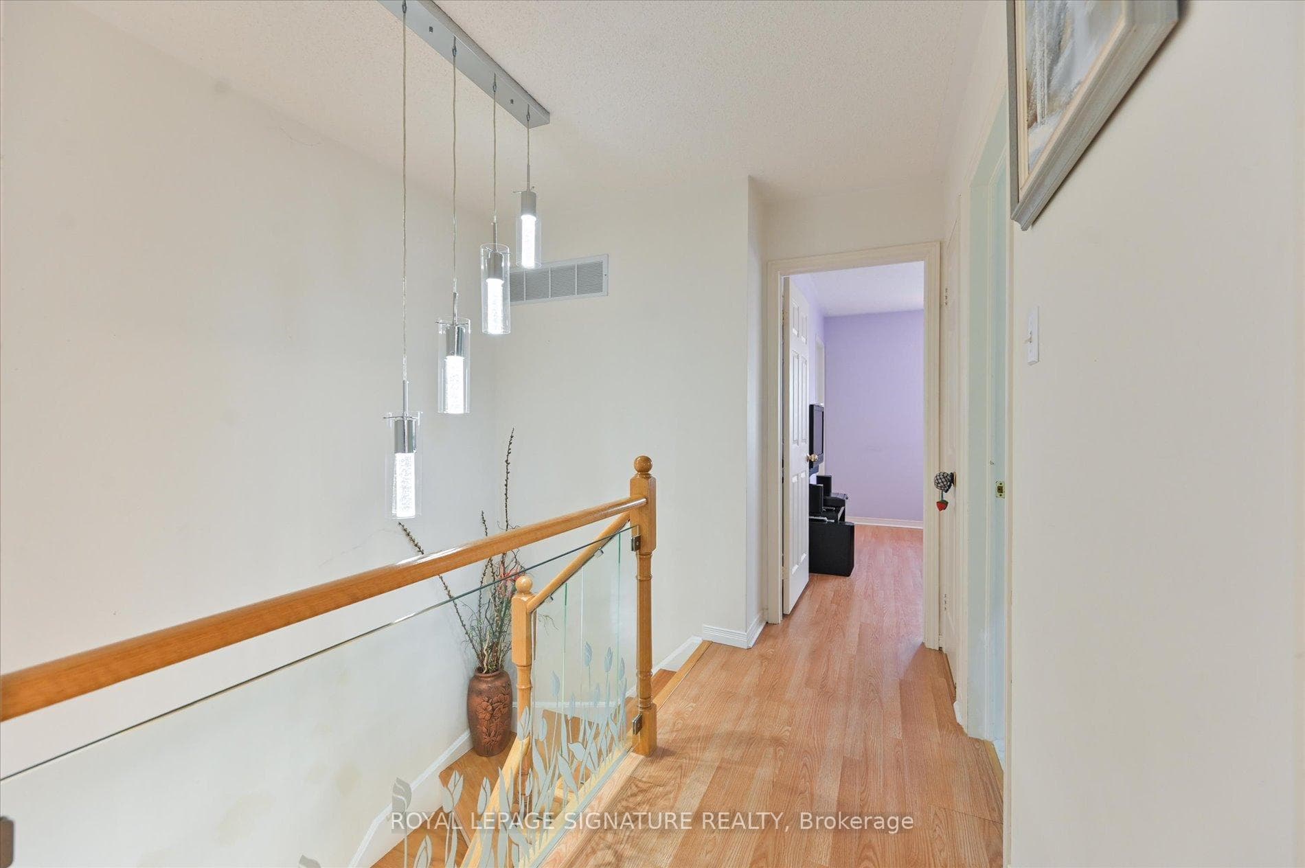 5481 Palmerston Crescent - Semi-Detached photo 22 of 44 in Mississauga, Ontario