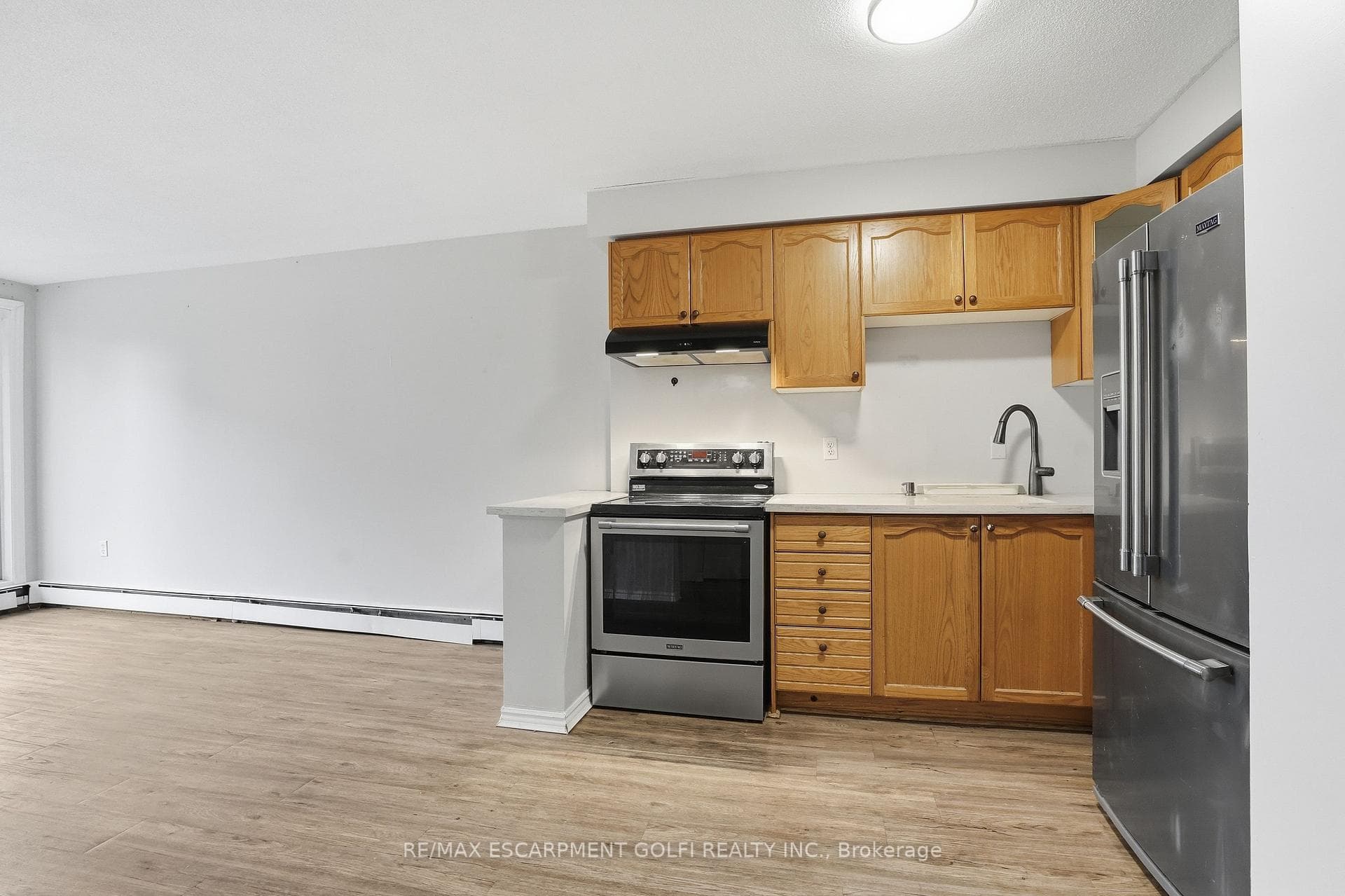 30 Summit Avenue Unit 303 - Condo photo 9 of 28 in Hamilton, Ontario