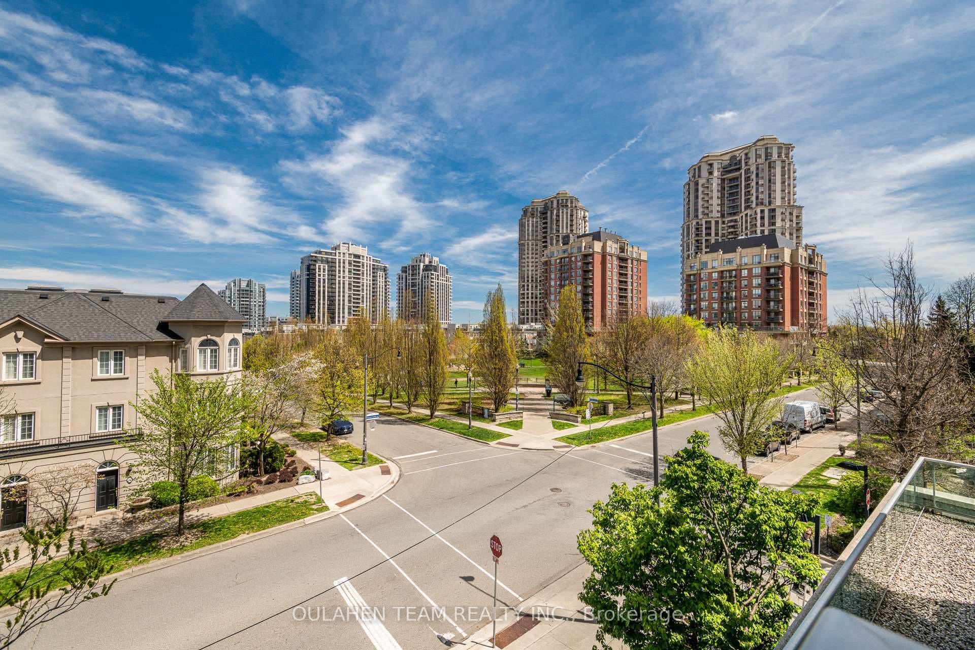 16 Harrison Garden Boulevard Unit 309 - Condo photo 16 of 35 in Willowdale / Newtonbrook, Ontario