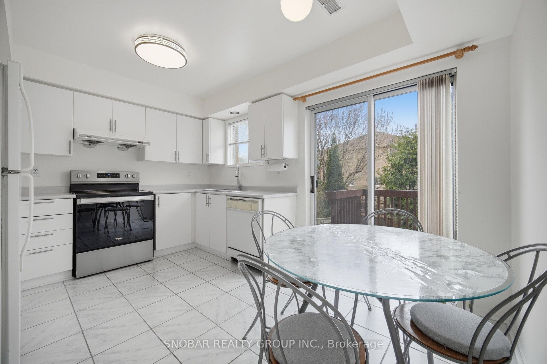 1050 Bristol Road Unit 31 - Condo photo 10 of 27 in Mississauga, Ontario