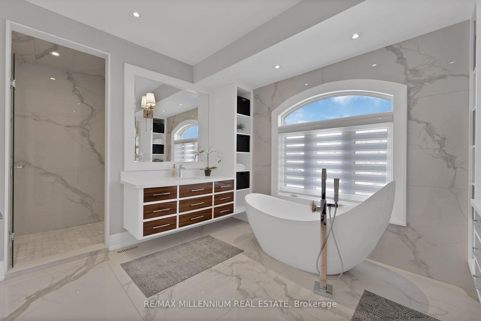 162 Oliver Place - Detached photo 27 of 50 in Oakville, Ontario