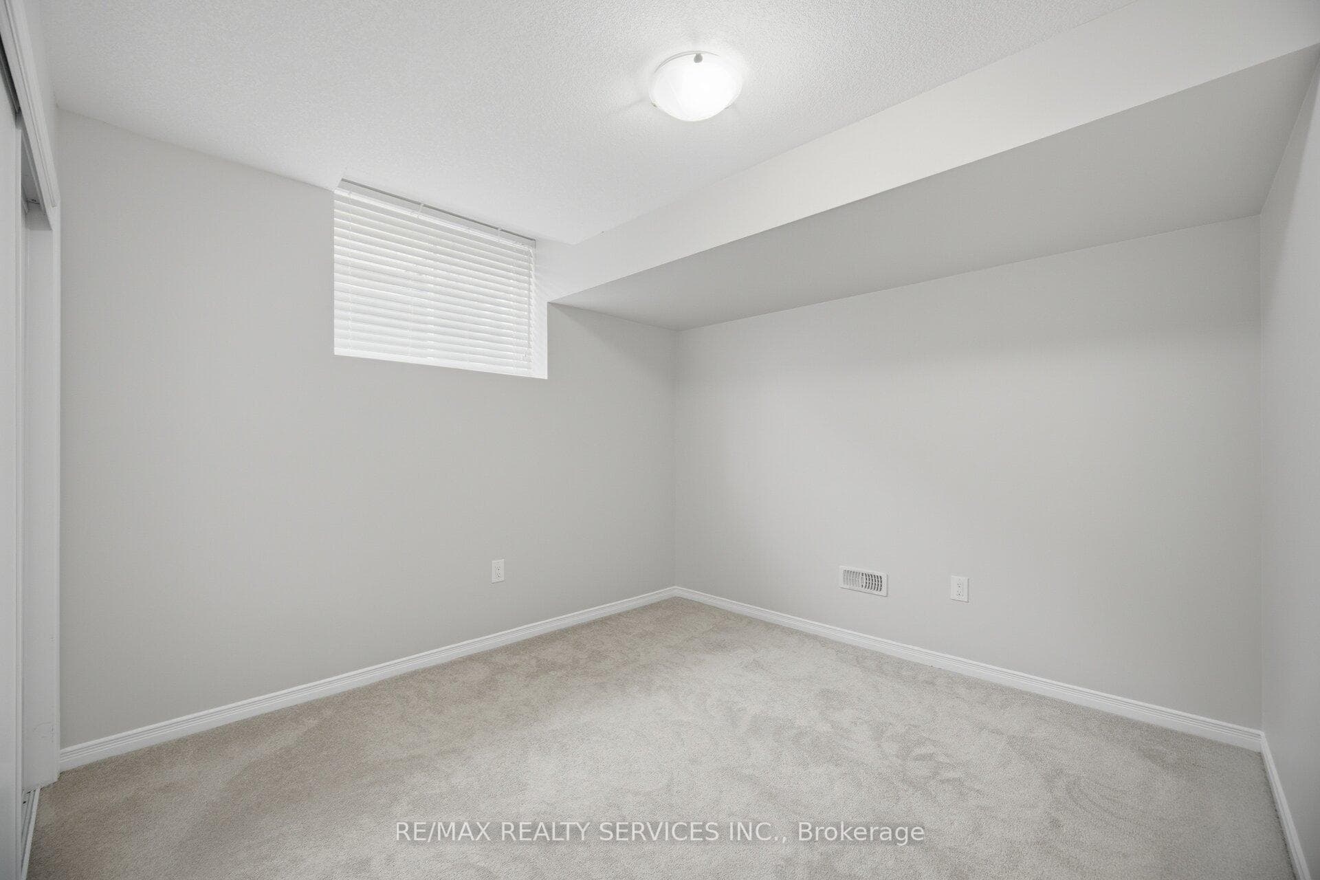 25 Baffin Crescent - Semi-Detached photo 39 of 50 in Brampton, Ontario