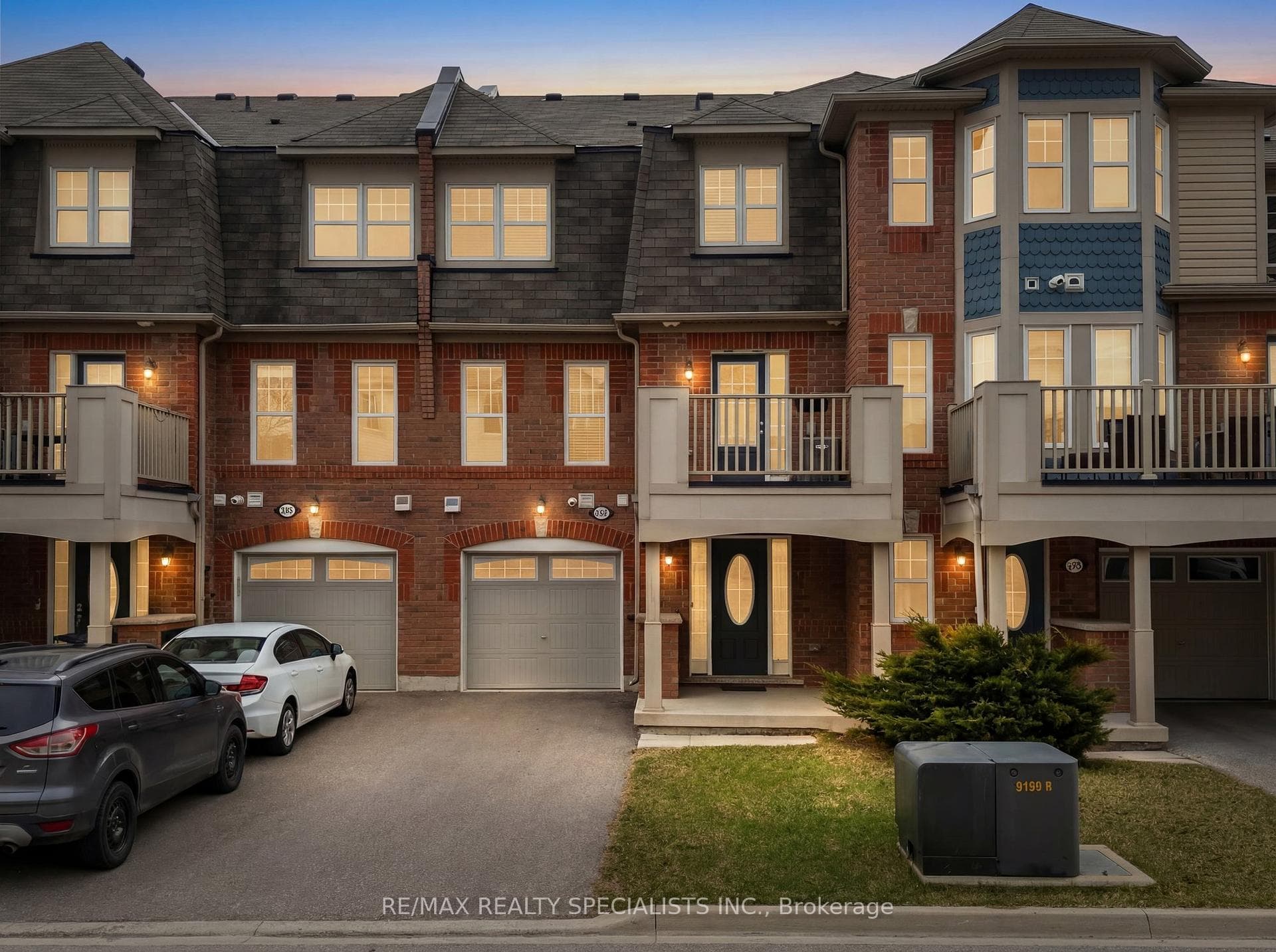562 Pharo Point - Townhouse for sale in Old Milton, Ontario