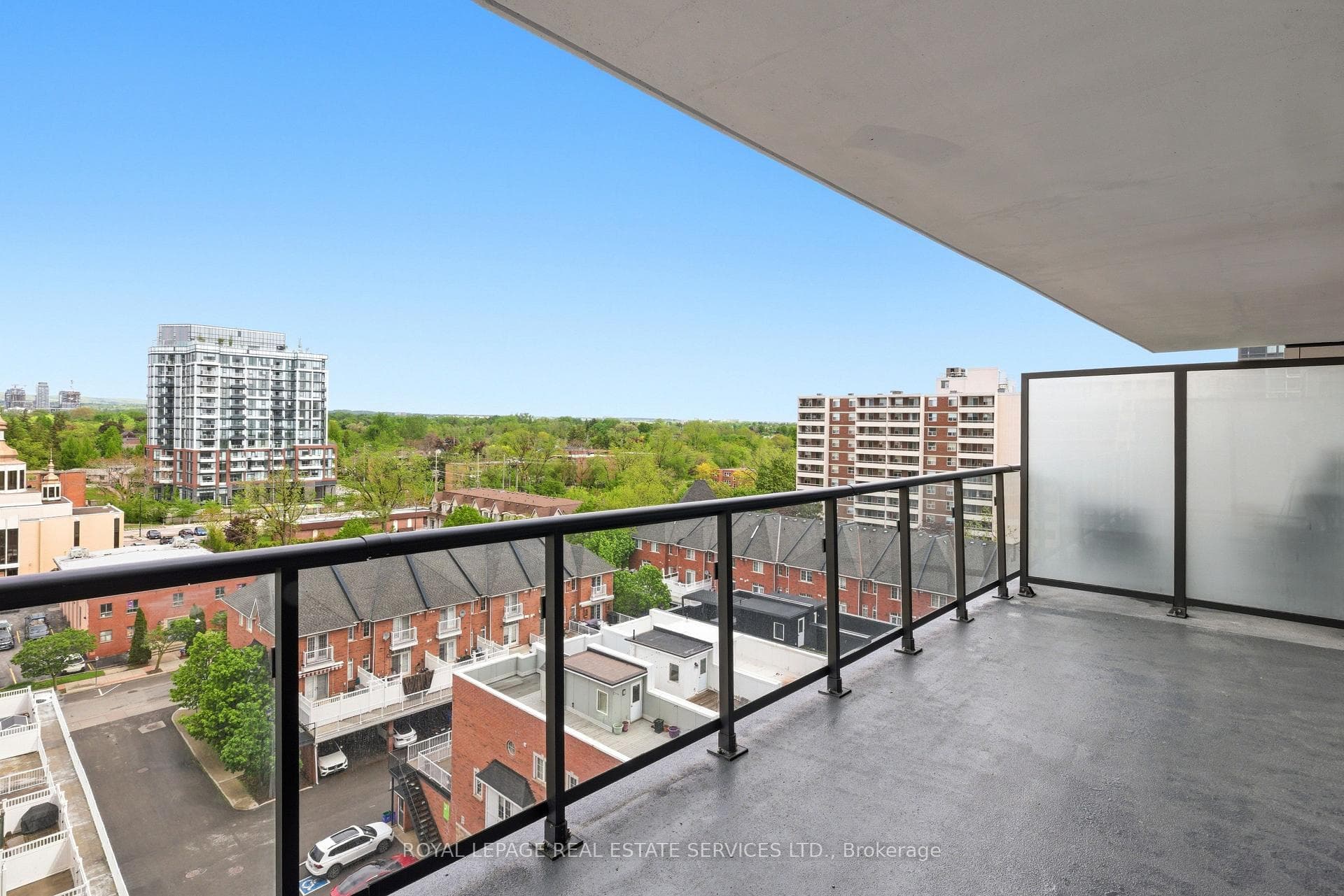 2075 Lakeshore Road Unit 711 - Condo photo 21 of 36 in Burlington, Ontario