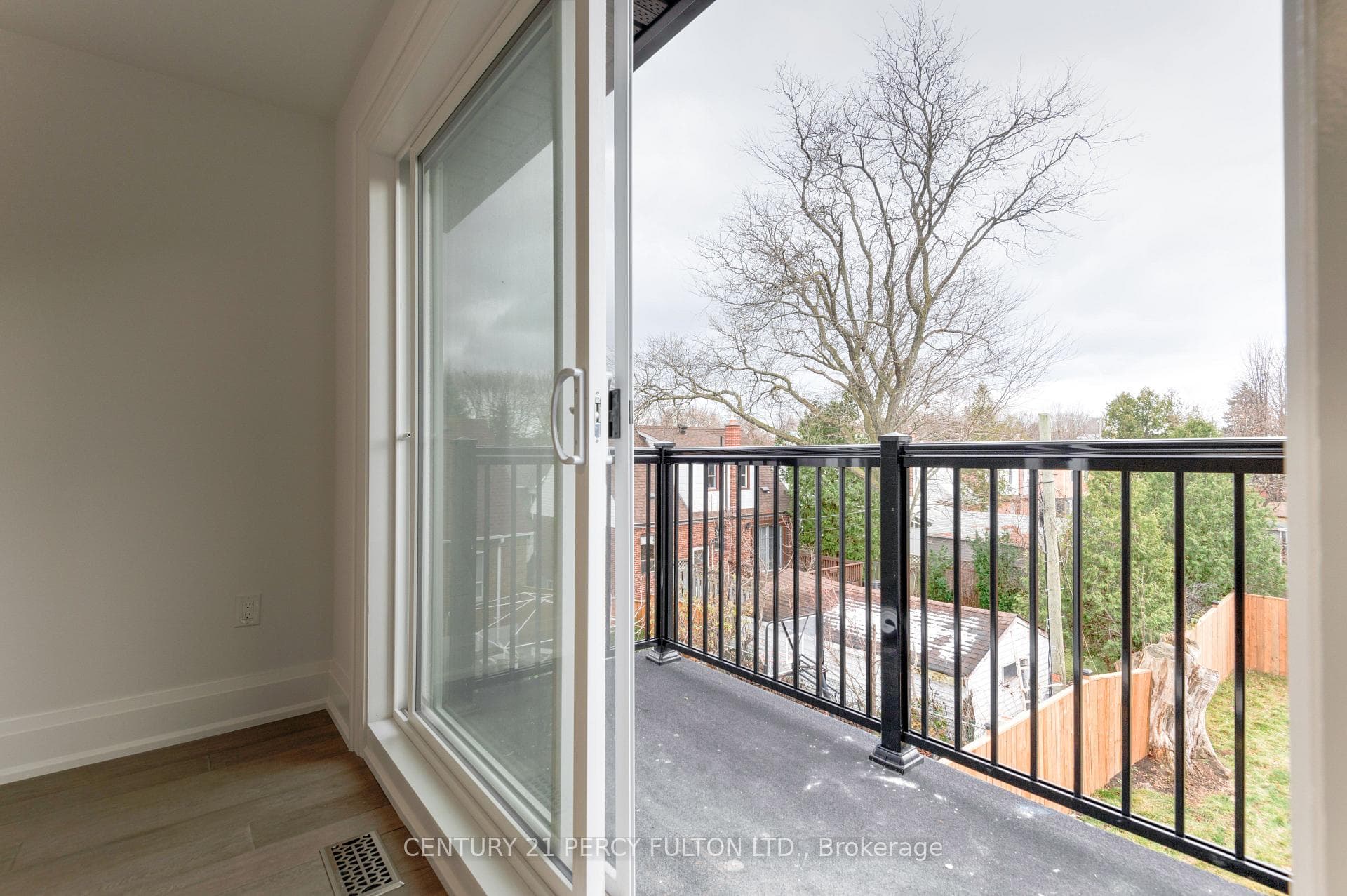 195 Danforth Road - New Construction photo 17 of 27 in Birch Cliff / Cliffside, Ontario
