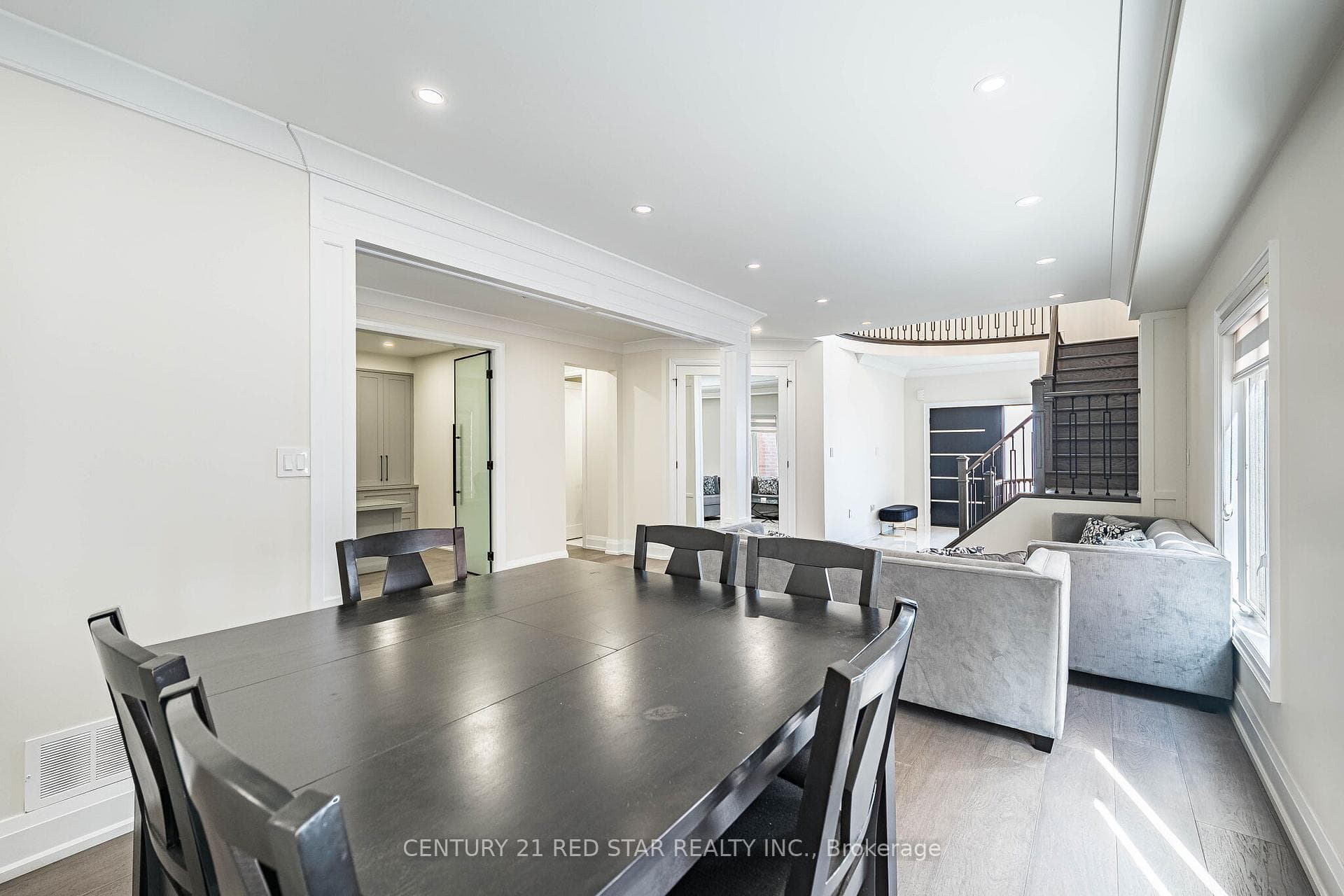 396 Derrydale Drive - Detached photo 15 of 48 in Mississauga, Ontario