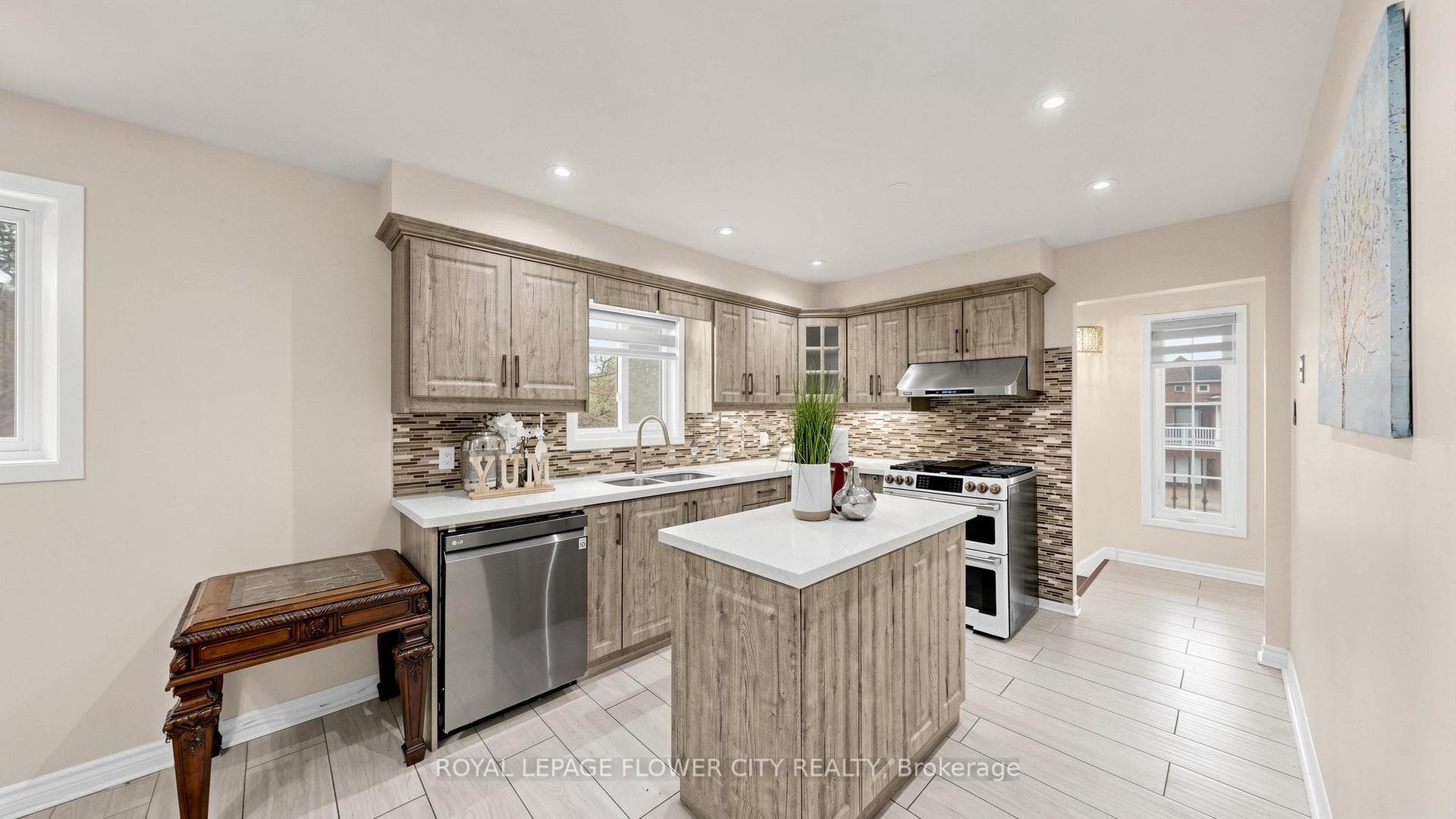 307 Royal Salisbury Way - Semi-Detached photo 8 of 48 in Brampton, Ontario