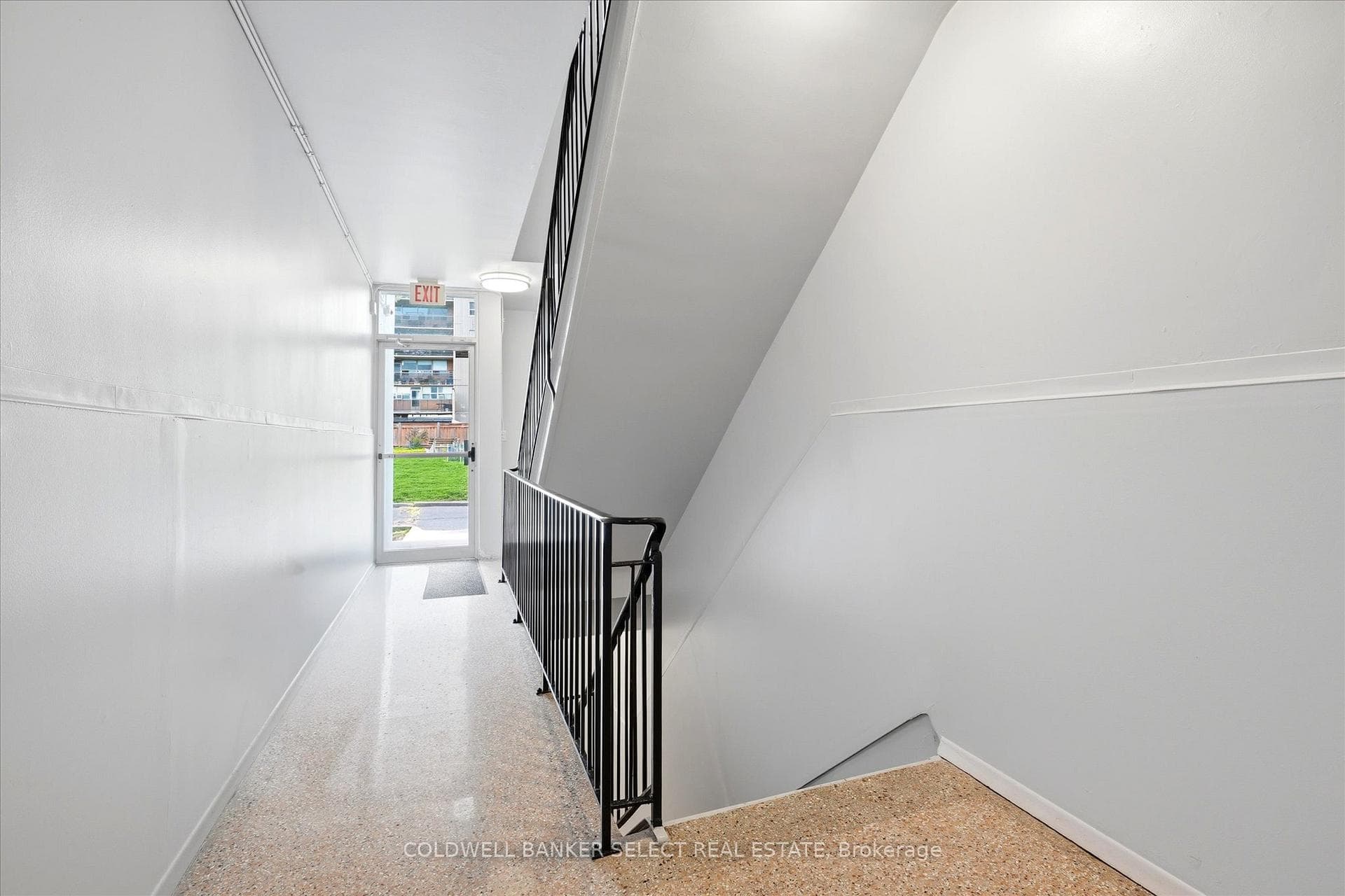 15 ALBRIGHT Road Unit 22 - Condo photo 19 of 27 in Hamilton, Ontario