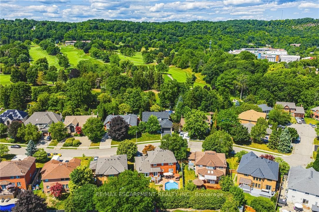 33 Golfview Crescent - Detached photo 50 of 50 in Hamilton, Ontario