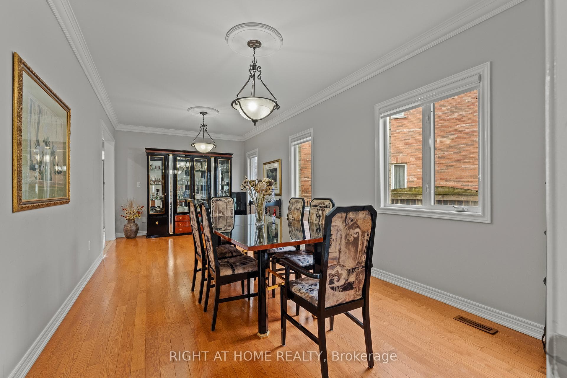 2275 Whitecliffe Way - Detached photo 17 of 38 in Oakville, Ontario