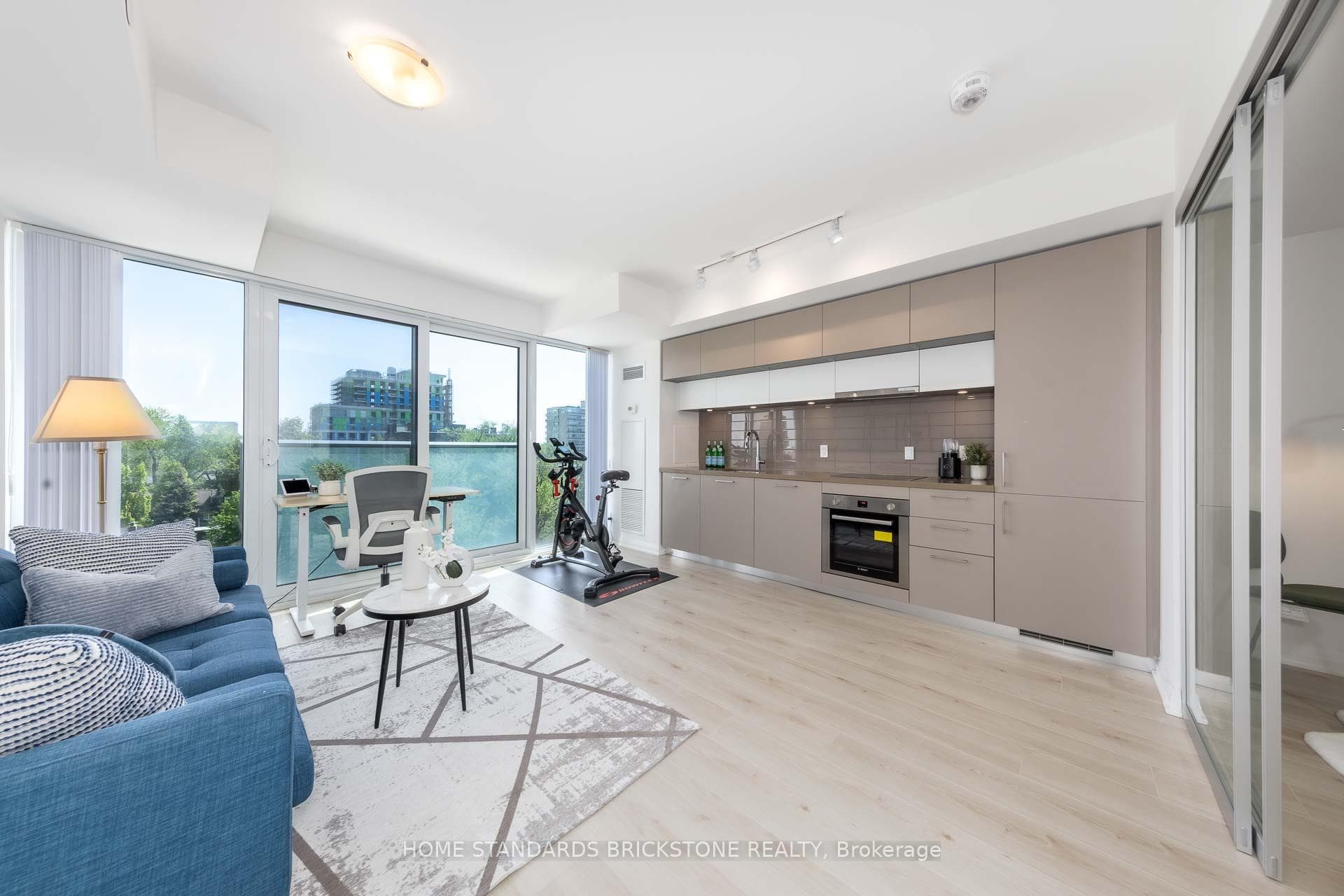 99 Foxbar Road Unit 711 - Condo photo 12 of 36 in Annex / Yorkville / Summerhill, Ontario