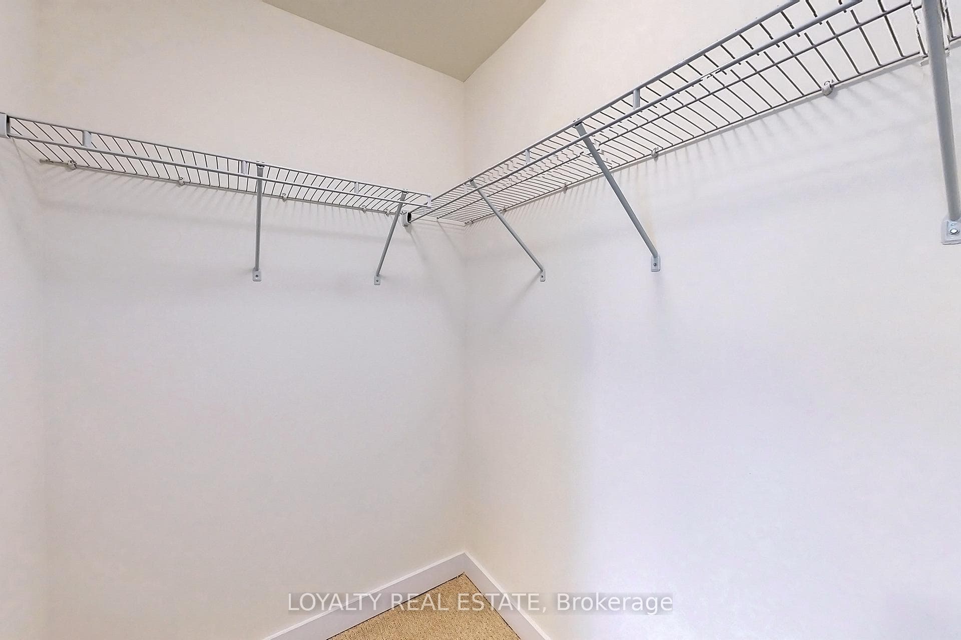 2221 Yonge Street Unit 1705 - Condo photo 19 of 46 in Leaside / Davisville, Ontario