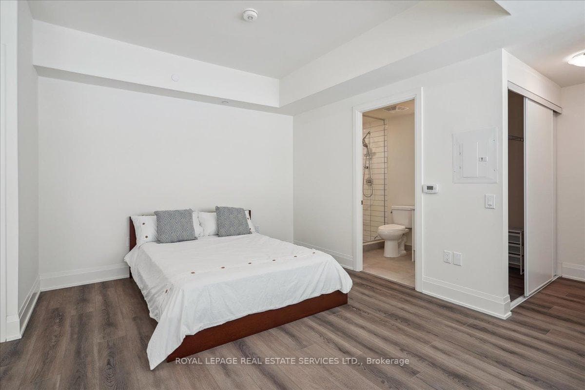 509 Dundas Street Unit 103 - Condo photo 14 of 40 in Oakville, Ontario