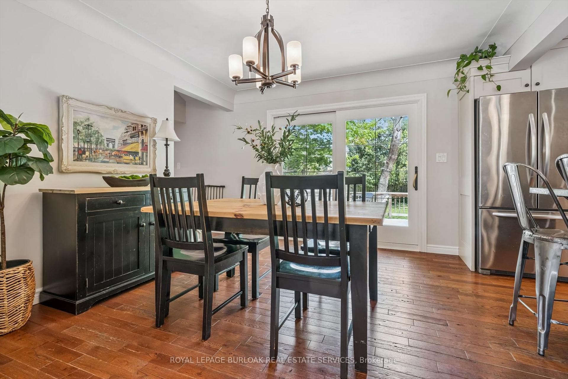 291 Strathcona Drive - Detached photo 9 of 40 in Burlington, Ontario