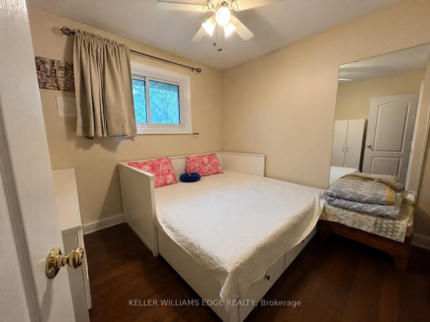 917 Orpha Street - Detached photo 14 of 25 in Burlington, Ontario