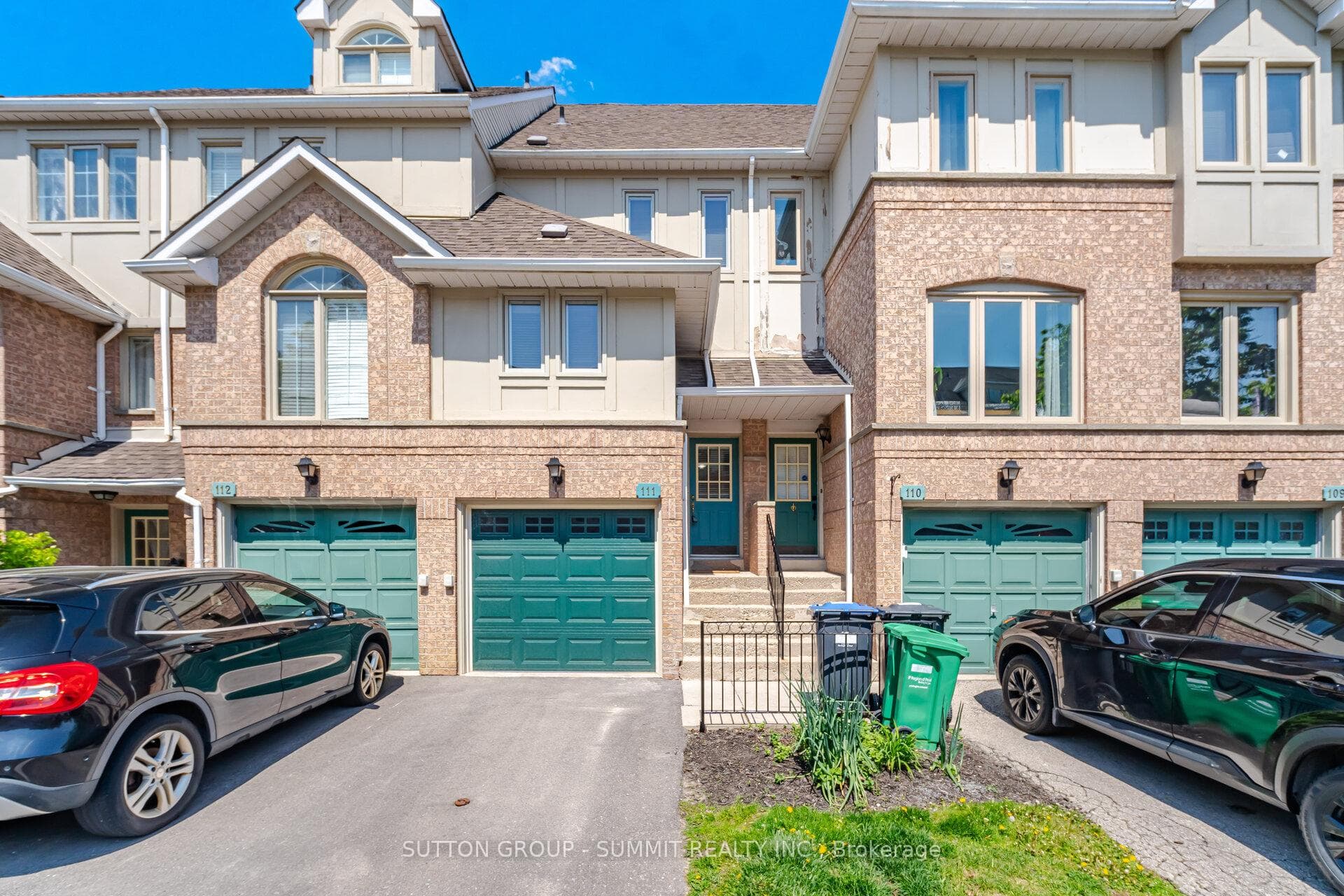 1050 Bristol Road Unit 111 - home for sale in Mississauga, Ontario