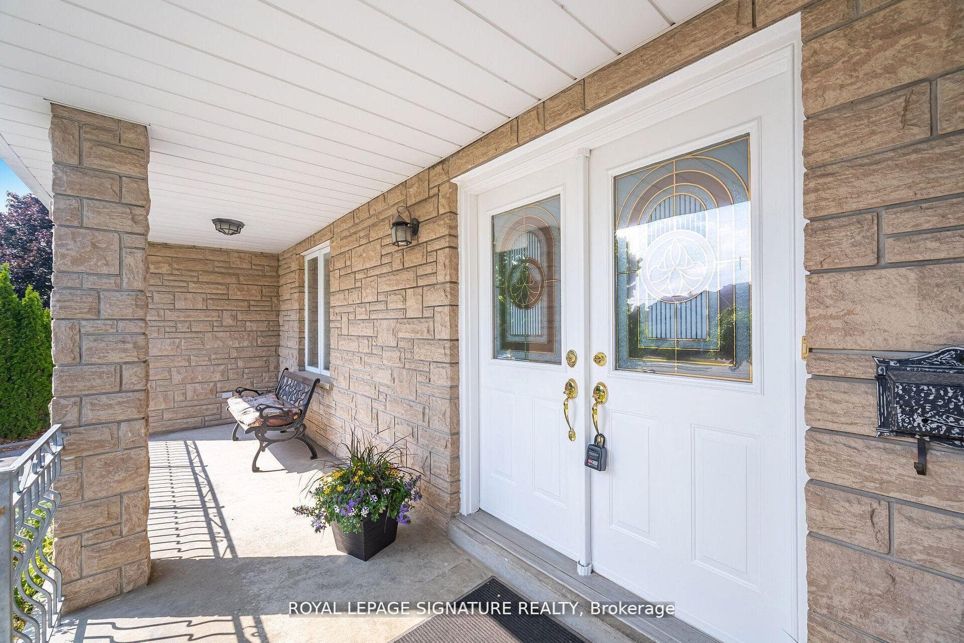 4097 Hickory Drive - Detached photo 10 of 42 in Mississauga, Ontario