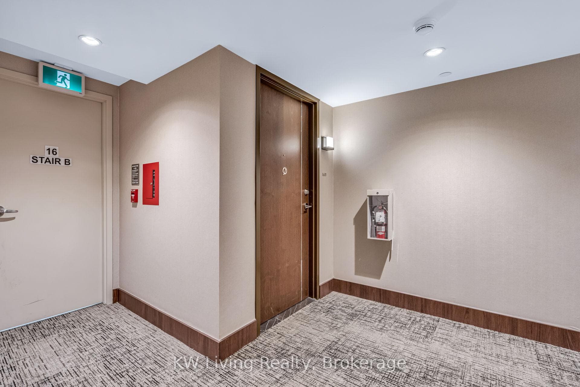 70 Queens Wharf Road Unit 1601 - Condo photo 7 of 37 in Downtown Toronto / Waterfront, Ontario