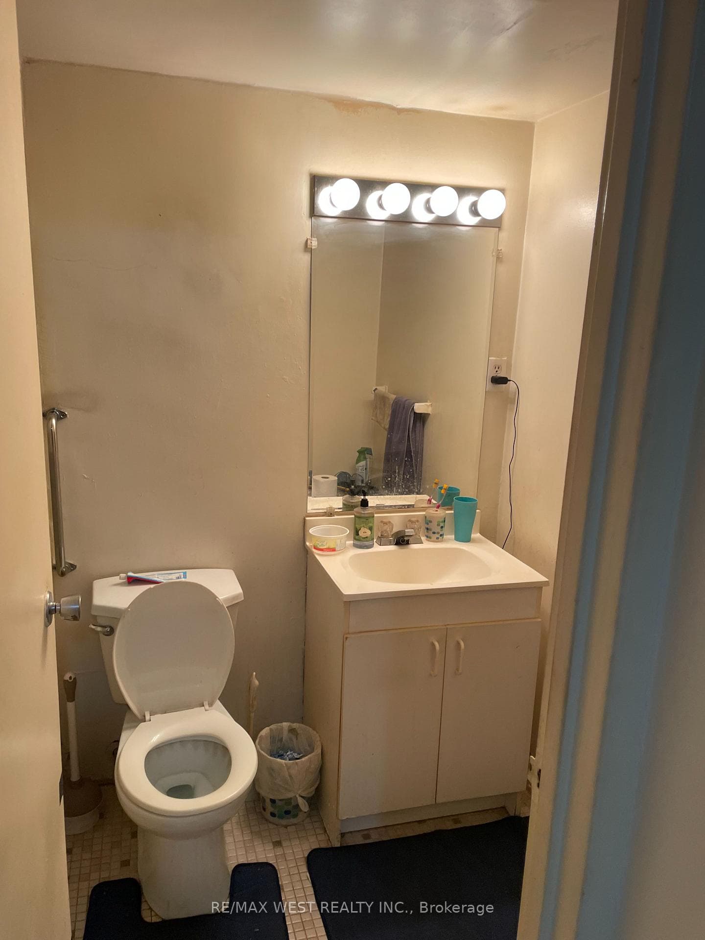 15 Nicklaus Drive Unit 809 - Condo photo 11 of 16 in Hamilton, Ontario