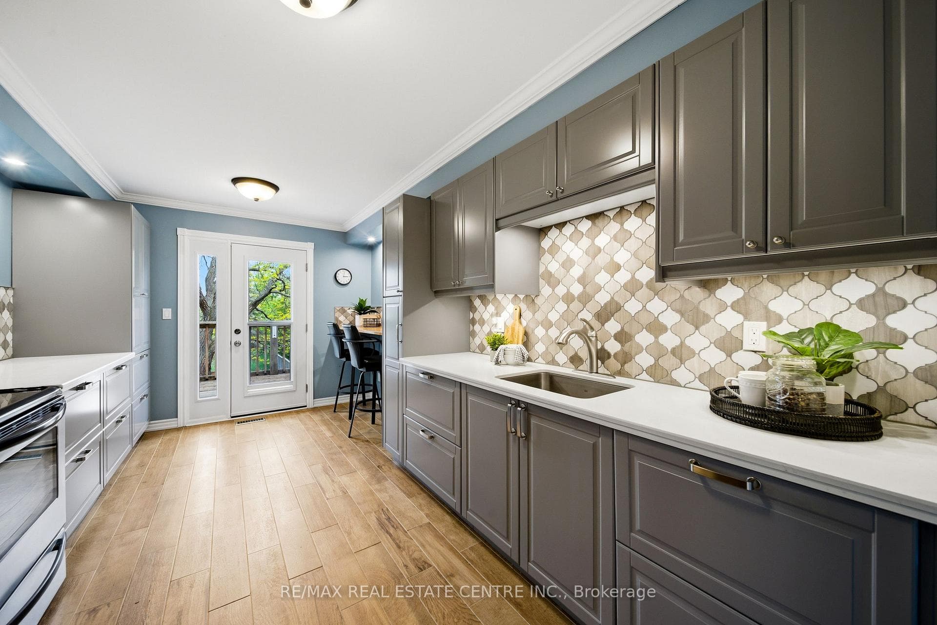 3124 Driftwood Drive - Detached photo 12 of 50 in Burlington, Ontario