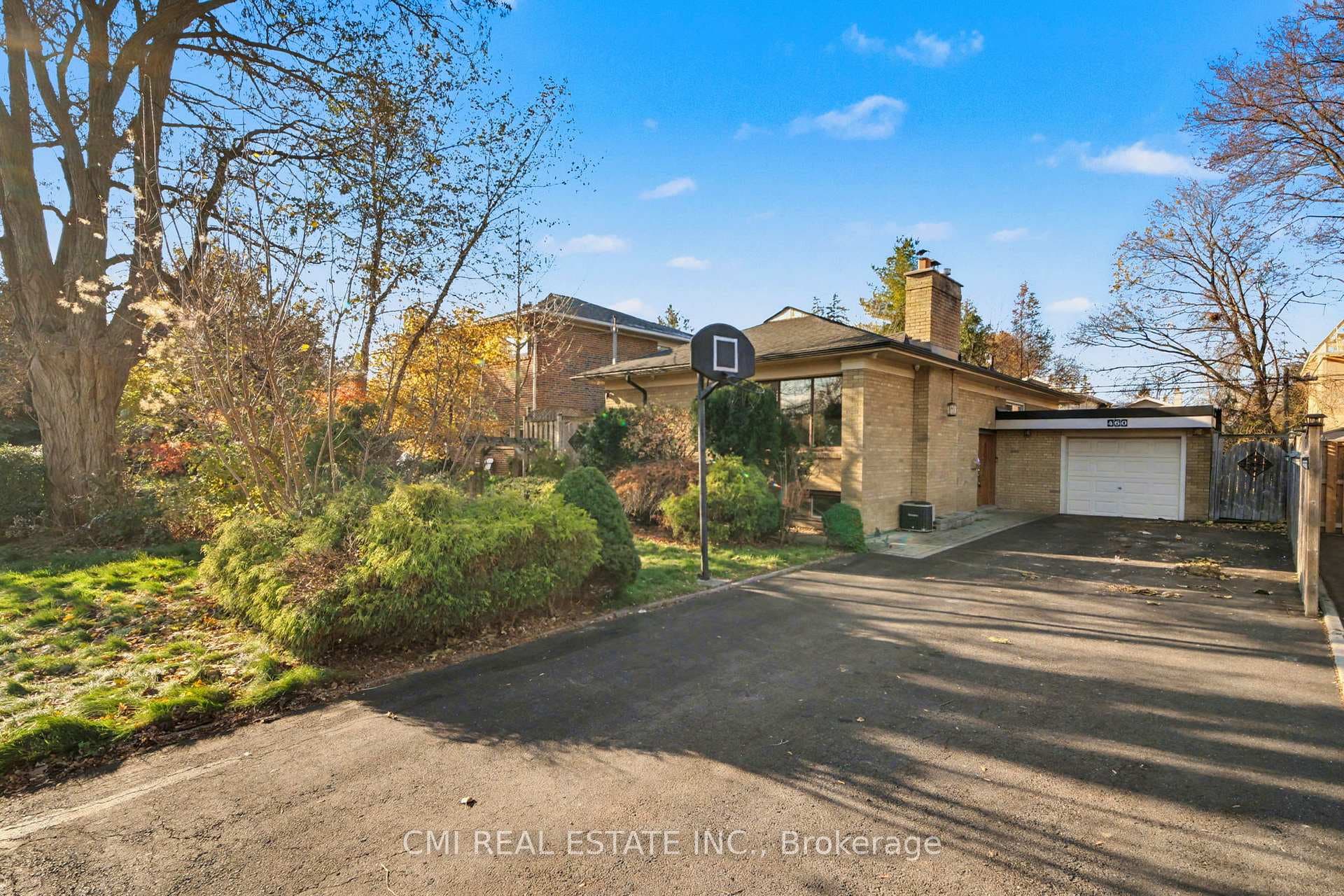 460 Martin Grove Road - Detached photo 3 of 38 in Etobicoke (Islington / Rexdale), Ontario