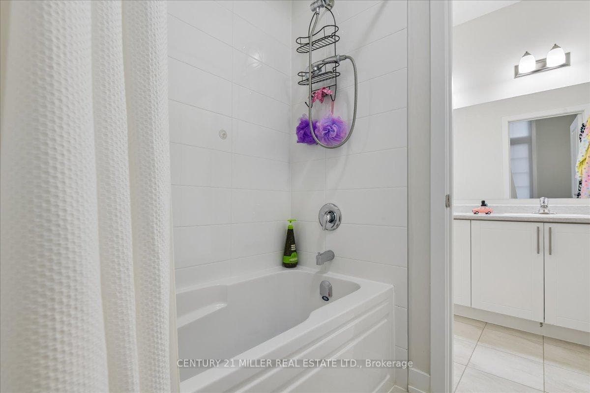 1358 Loon Lane - Detached photo 31 of 40 in Oakville, Ontario