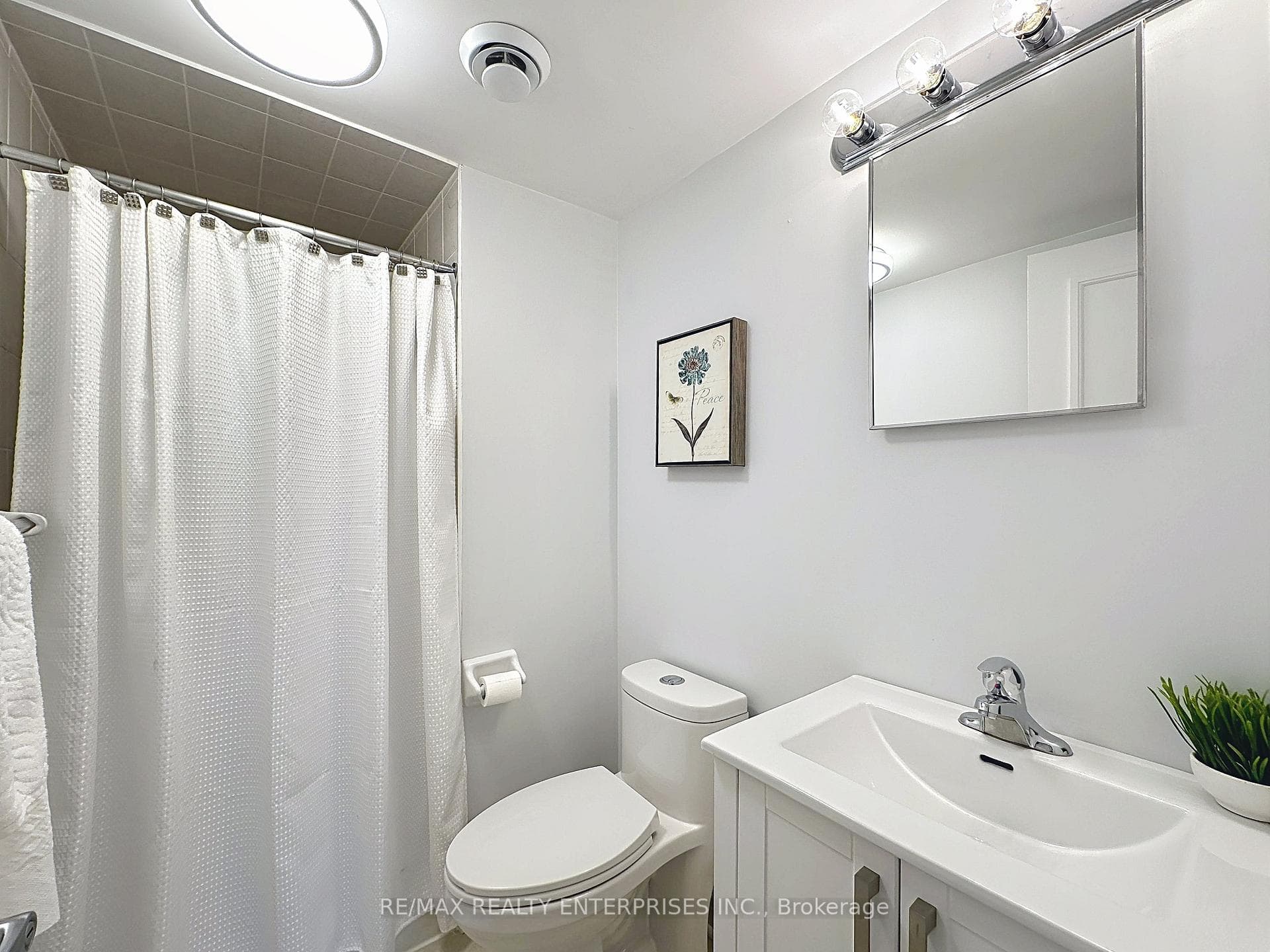 52 Aerodrome Crescent Unit 102 - Condo photo 36 of 47 in Flemingdon Park / Don Mills, Ontario