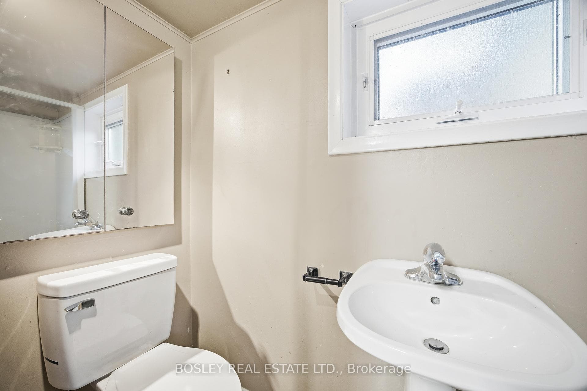 532 Sandmere Place - Detached photo 26 of 33 in Oakville, Ontario