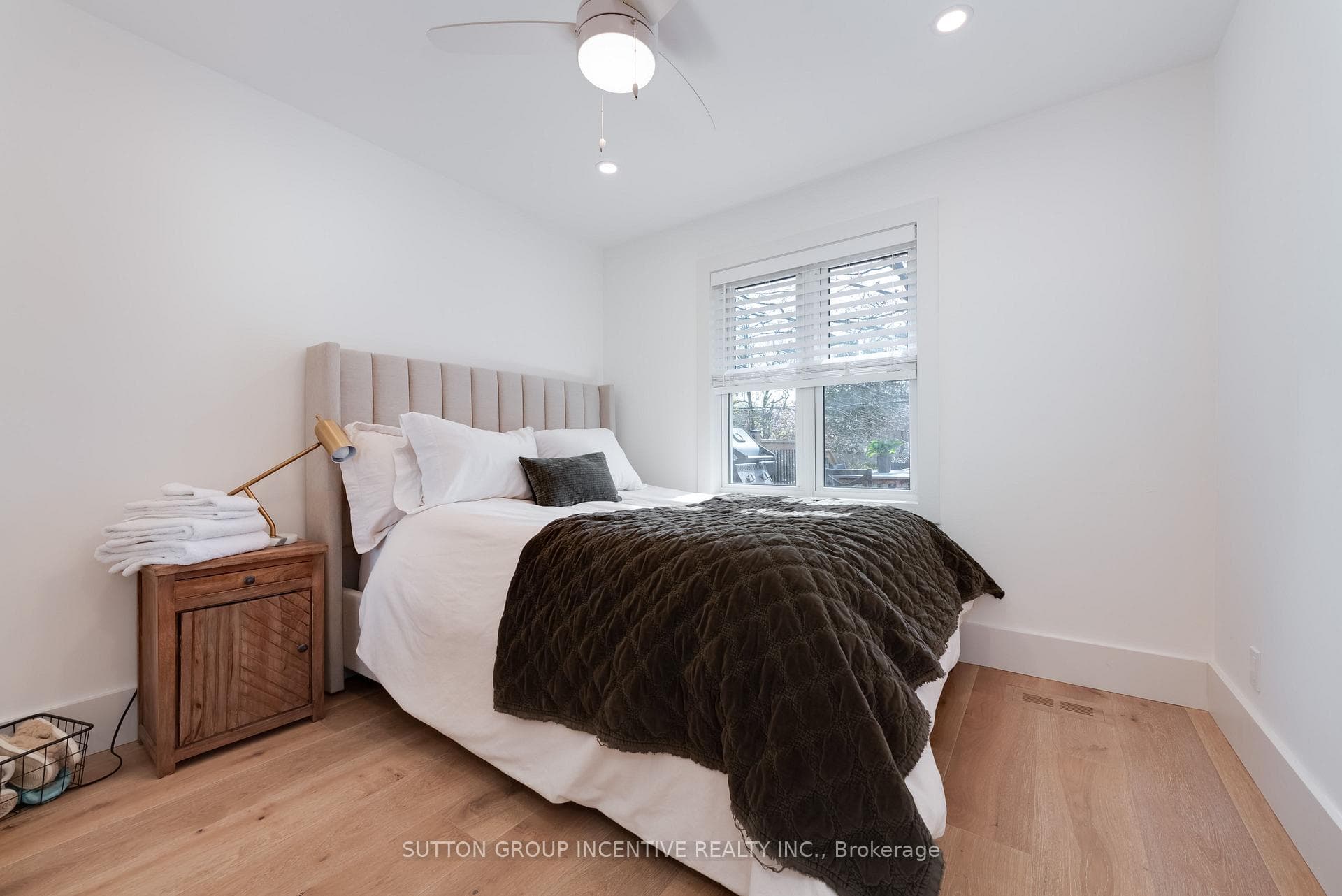 16 Robindale Avenue - Detached photo 22 of 44 in Liberty Village / Parkdale / South Parkdale, Ontario