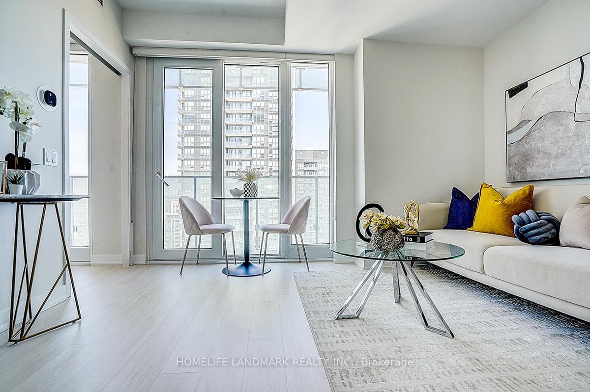 3900 Confederation Parkway Unit 3710 - Condo photo 14 of 50 in Mississauga, Ontario
