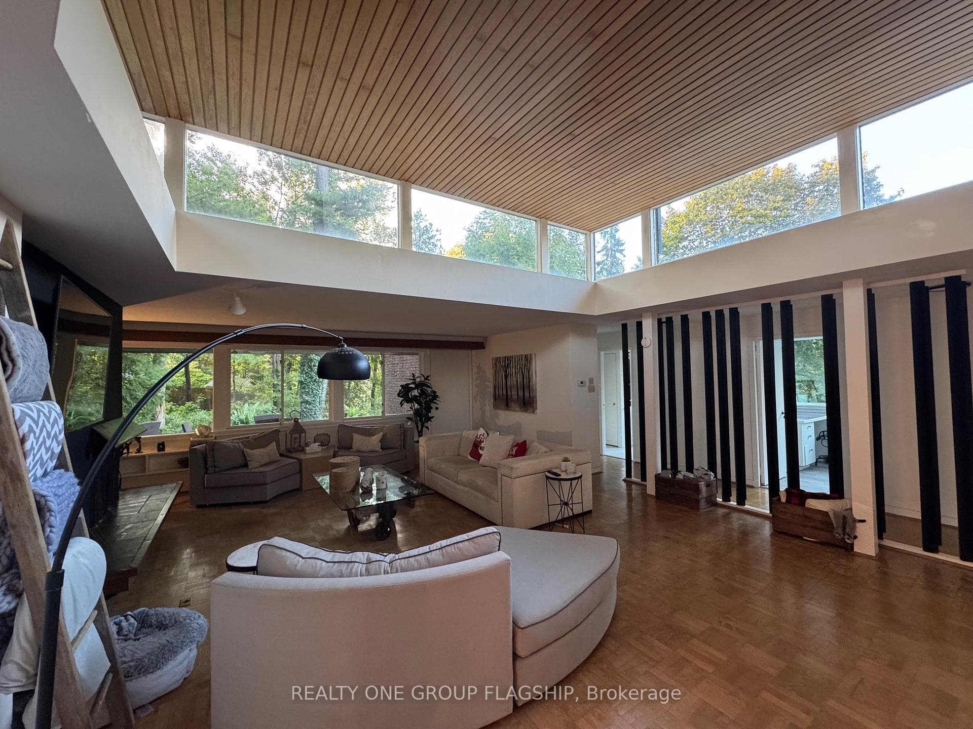 1379 Clarkson Road - Detached photo 4 of 34 in Mississauga, Ontario