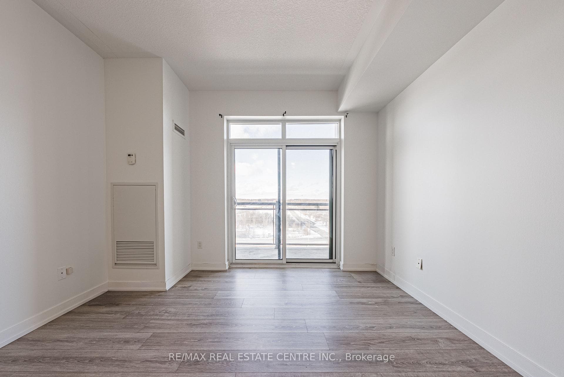 2486 Old Bronte Road Unit 706 - Condo photo 14 of 38 in Oakville, Ontario