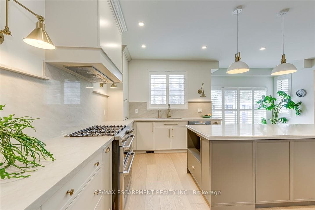 4267 Sarazen Drive - Detached photo 23 of 36 in Burlington, Ontario