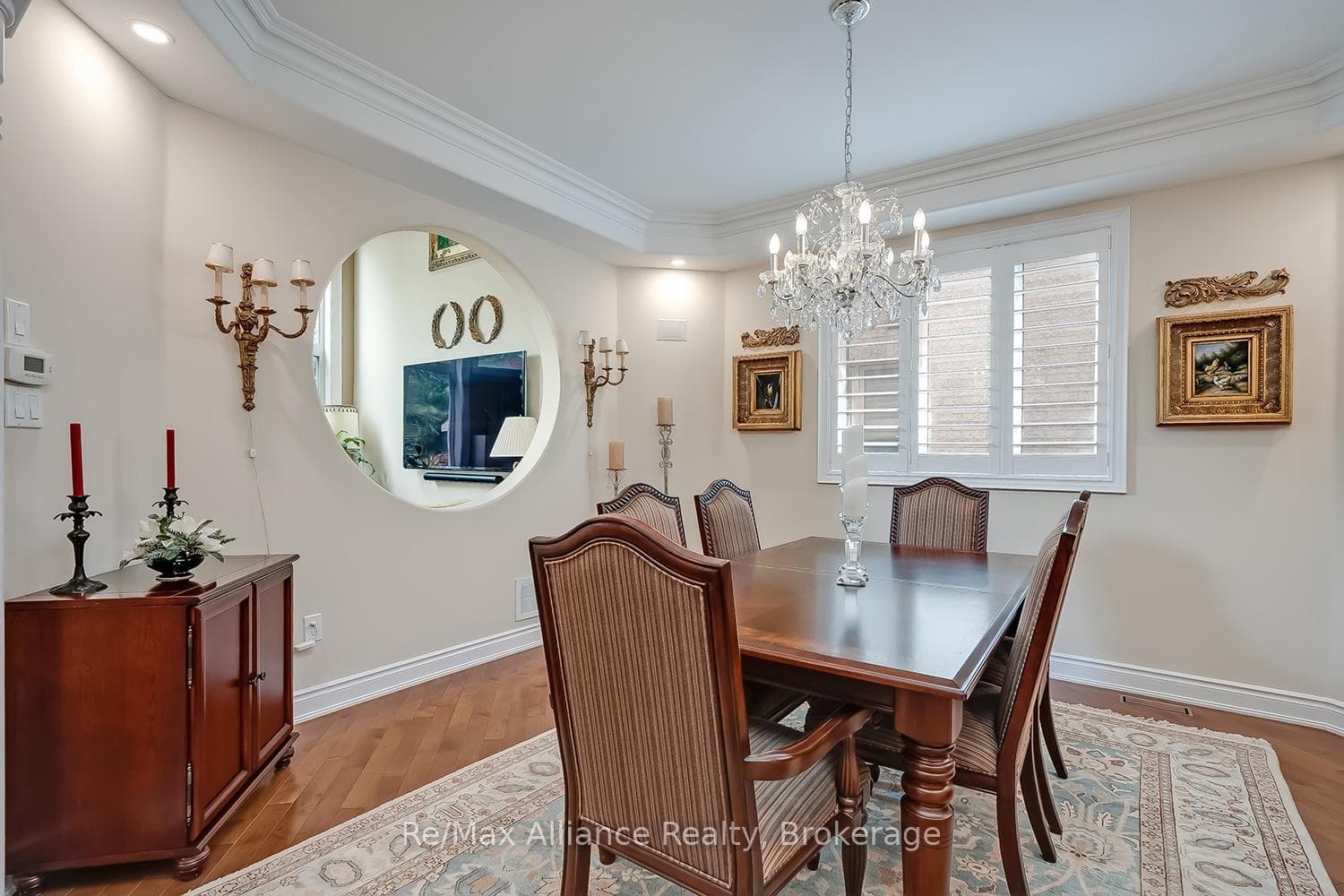203 Burloak Drive - Detached photo 8 of 50 in Oakville, Ontario