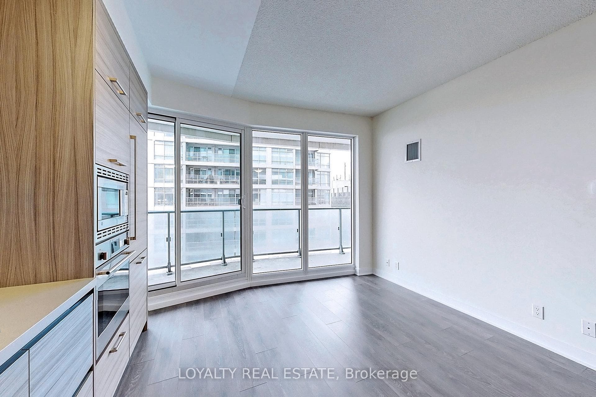 2221 Yonge Street Unit 1705 - Condo photo 17 of 46 in Leaside / Davisville, Ontario