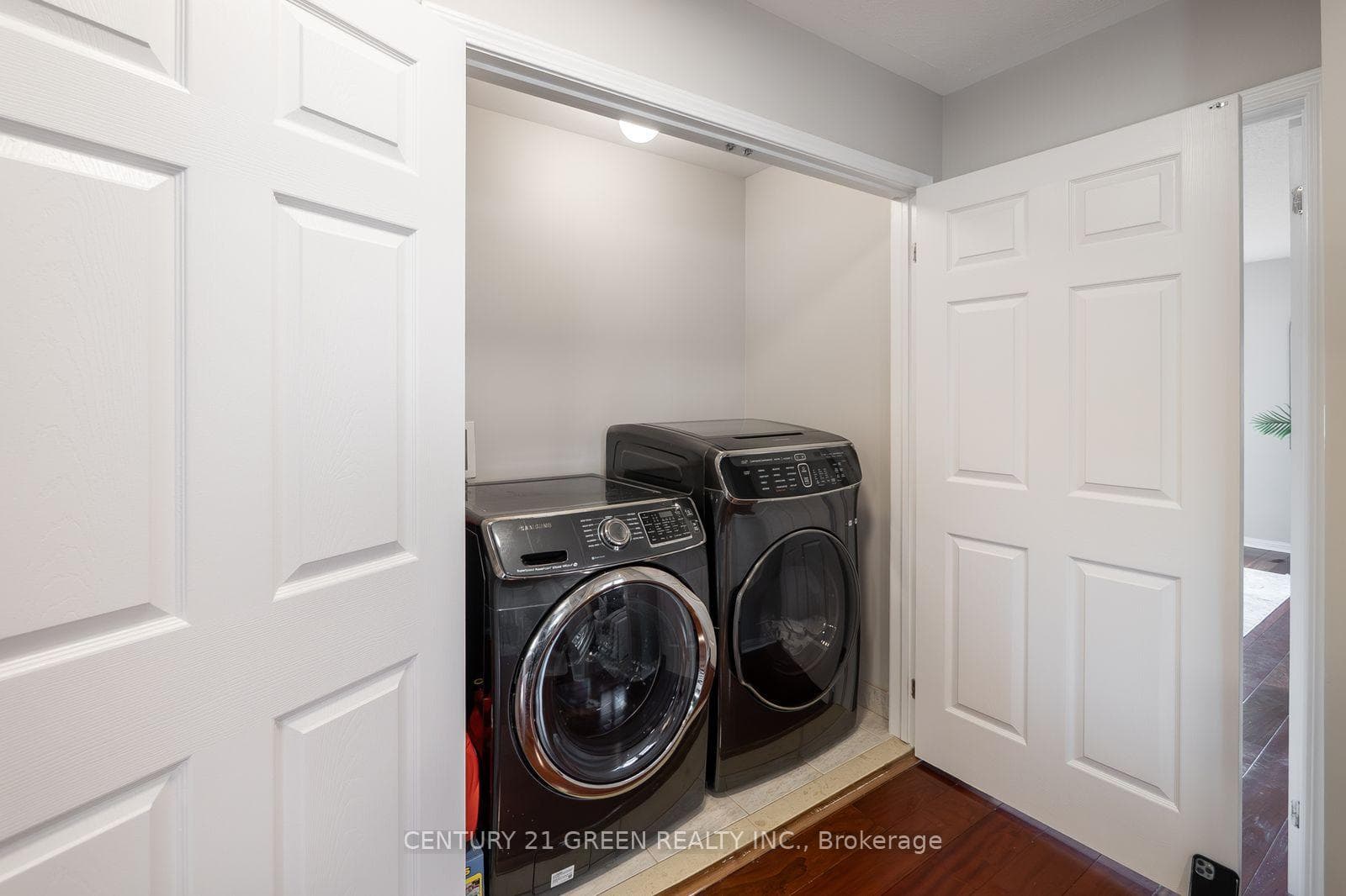 913 Philbrook Drive - Semi-Detached photo 37 of 50 in Milton, Ontario