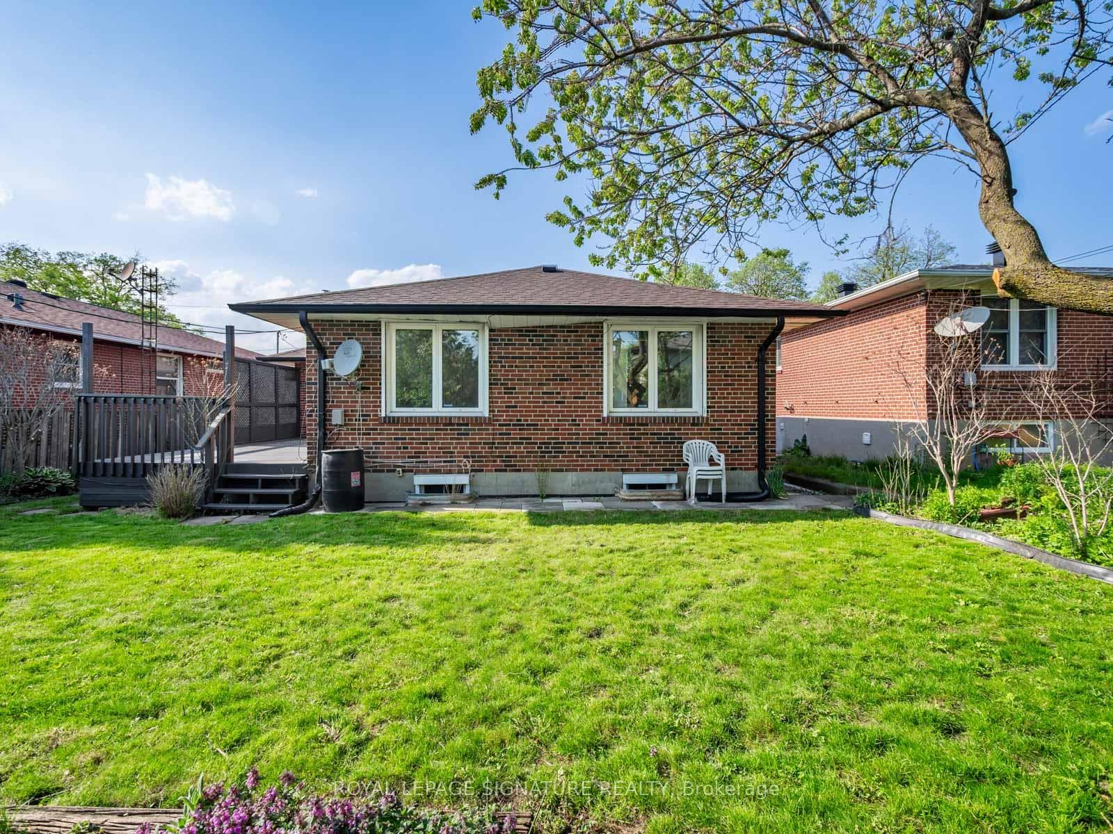 31 Birchard Street - Detached photo 37 of 48 in Scarborough Village / Eglinton East, Ontario