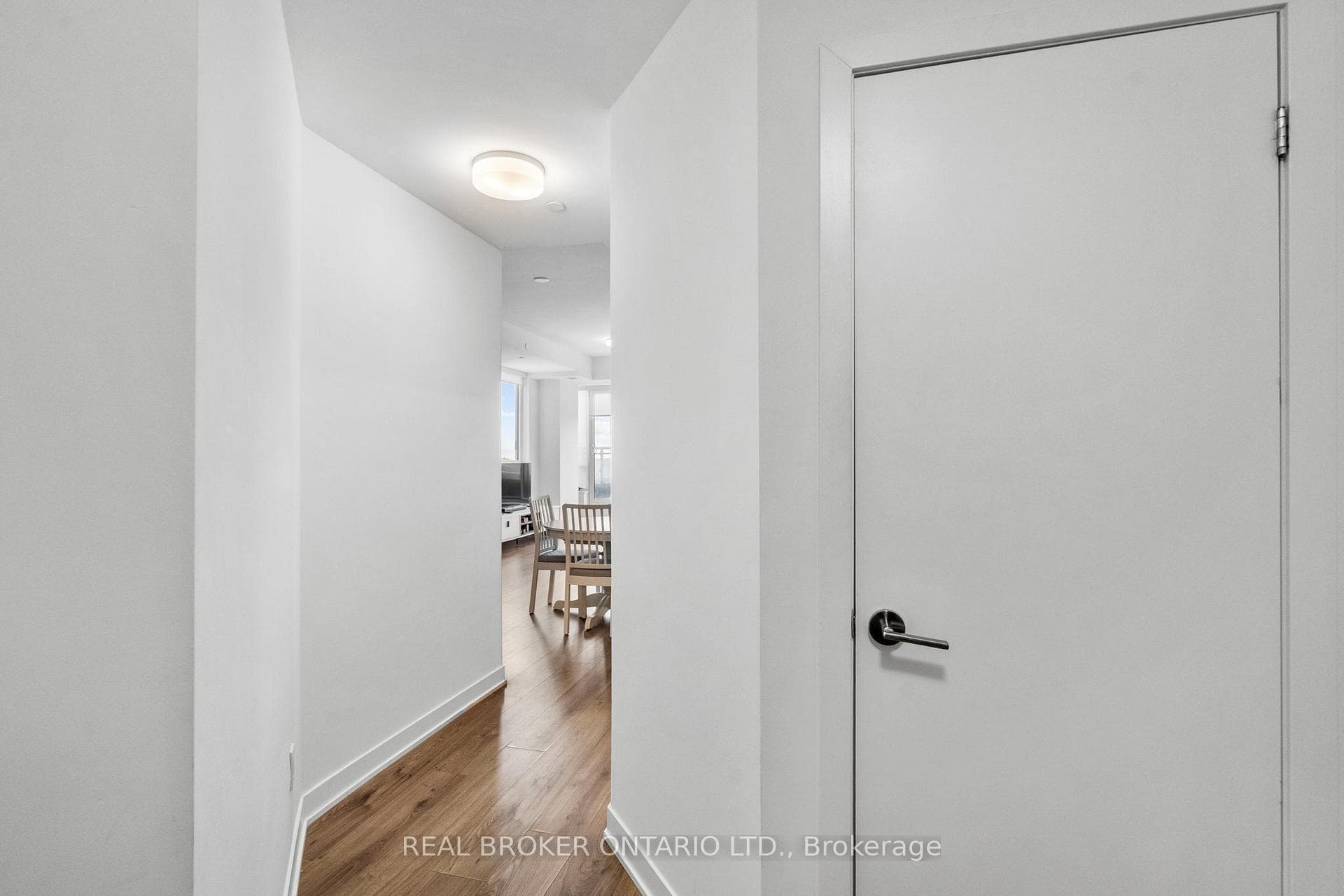 405 Dundast Street Unit 328 - Condo photo 12 of 33 in Oakville, Ontario