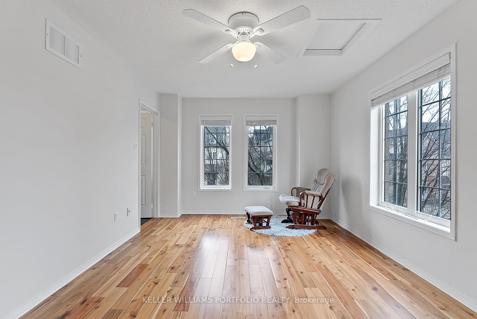118 Gatwick Drive - Semi-Detached photo 22 of 50 in Oakville, Ontario