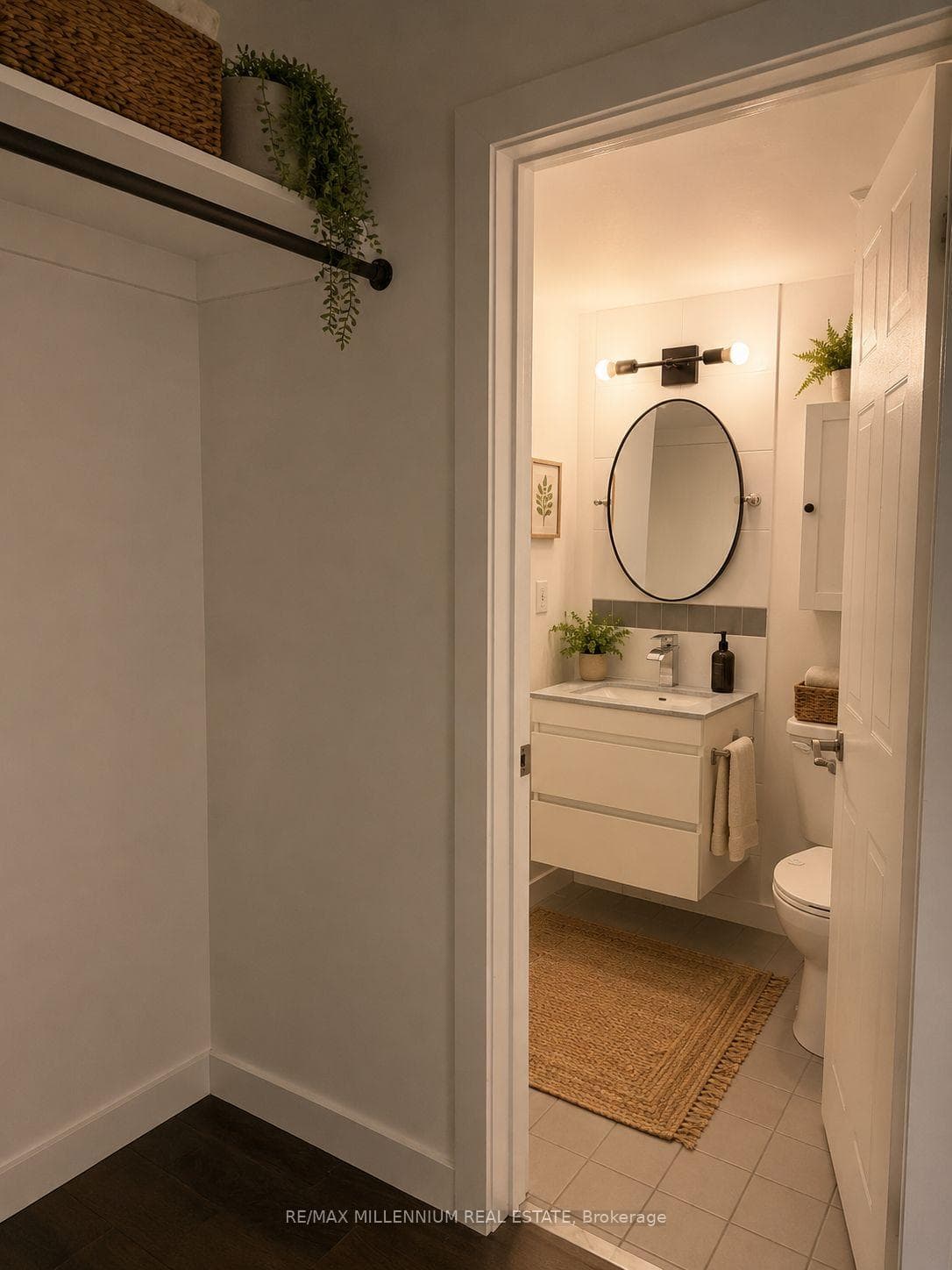 1480 Pilgrims Way Unit 1613 - Condo photo 15 of 17 in Oakville, Ontario