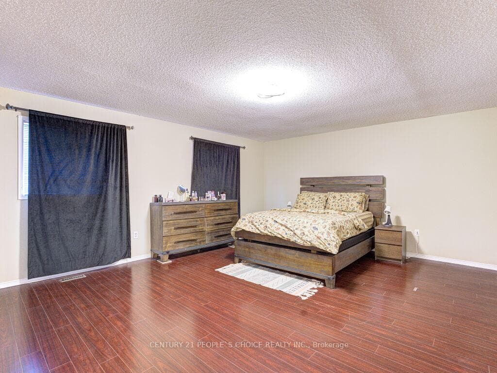 5965 River Grove Avenue - Detached photo 24 of 50 in Mississauga, Ontario