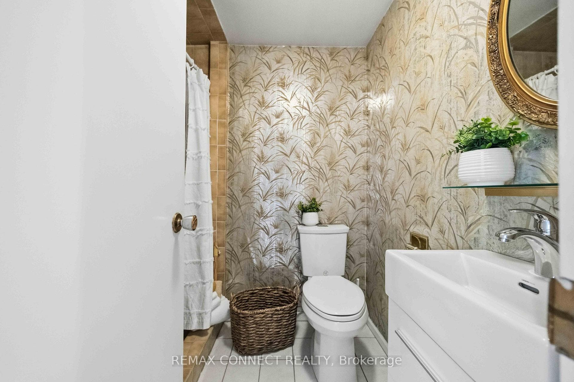 107 Fairglen Avenue - Detached photo 27 of 50 in Scarborough Village / Eglinton East, Ontario