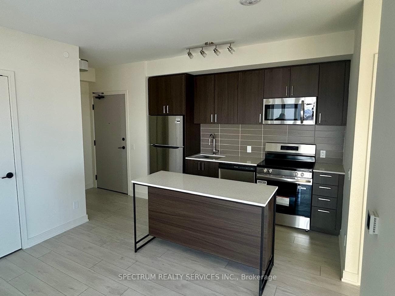 8020 Derry Road Unit 1607B - home for sale in Milton, Ontario