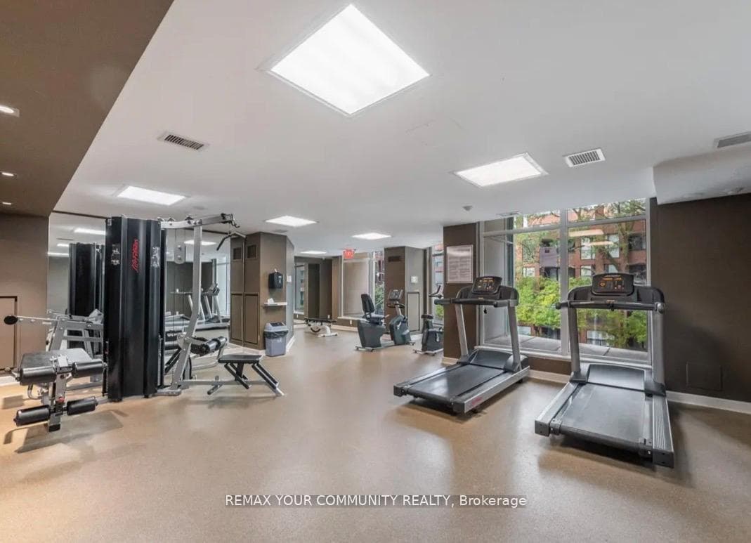 8 Scollard Street Unit 606 - Condo photo 29 of 37 in Annex / Yorkville / Summerhill, Ontario