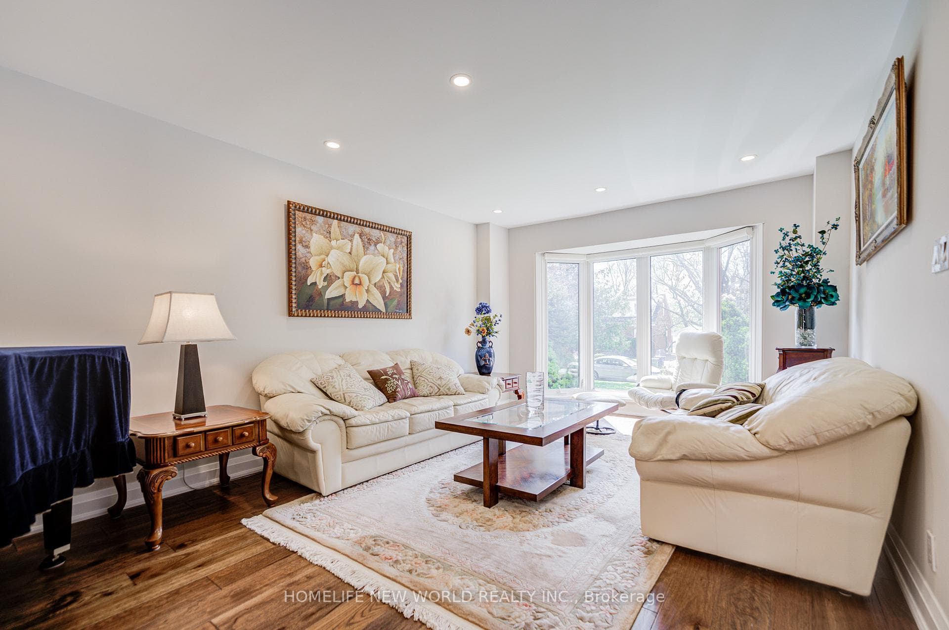 278 Kingsdale Avenue - Detached photo 5 of 50 in Willowdale / Newtonbrook, Ontario
