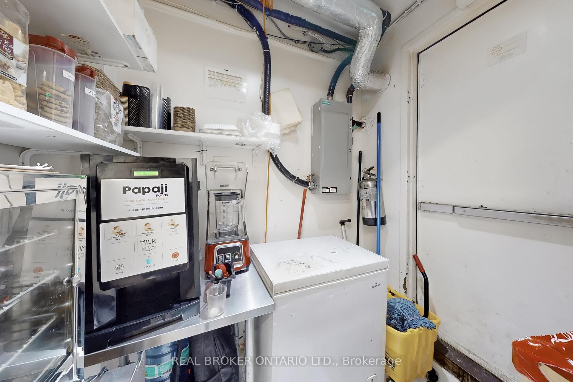 85 John Street Unit C - Commercial photo 22 of 31 in Hamilton, Ontario