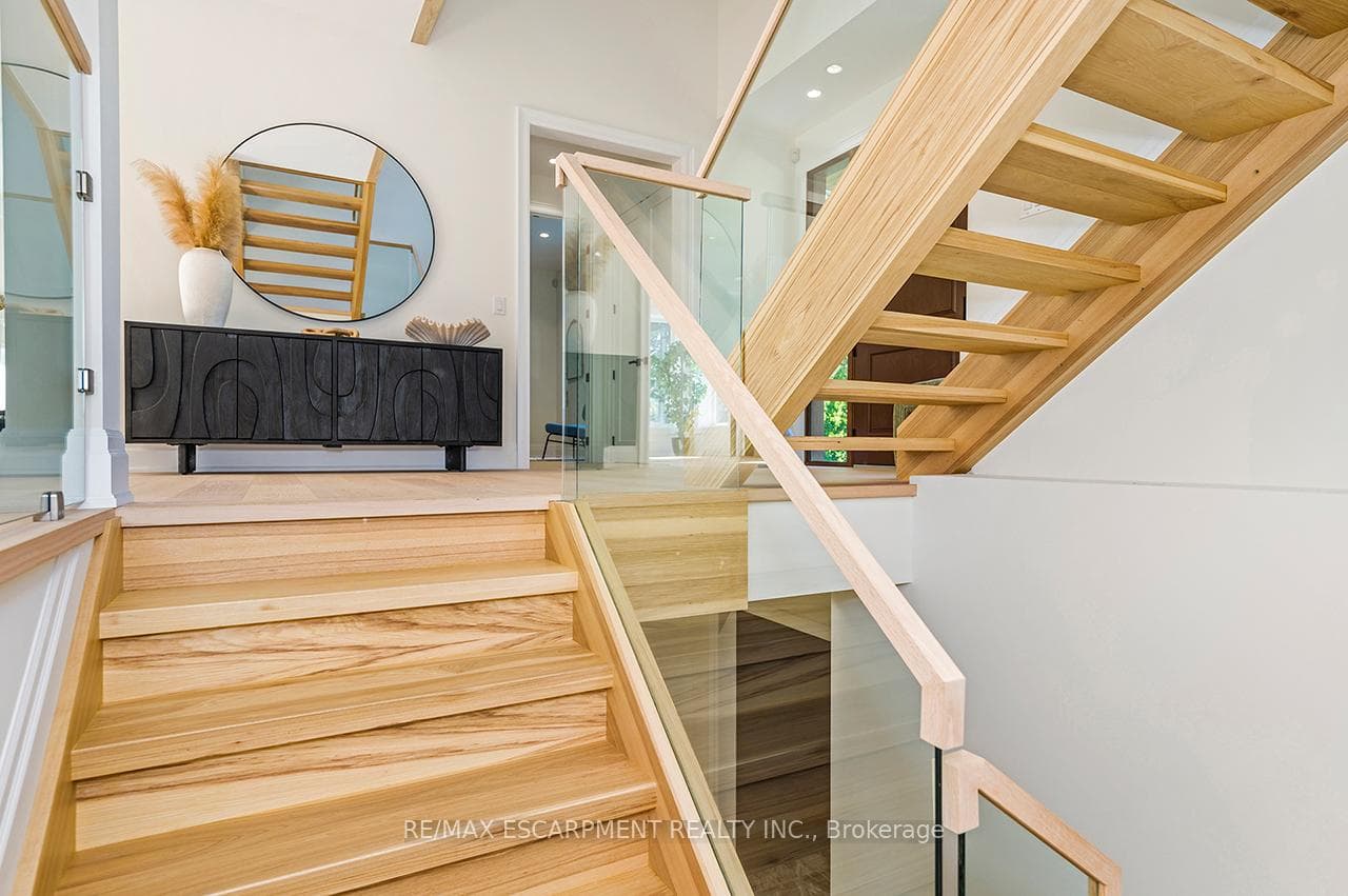 1618 Dogwood Trail - Detached photo 36 of 50 in Mississauga, Ontario