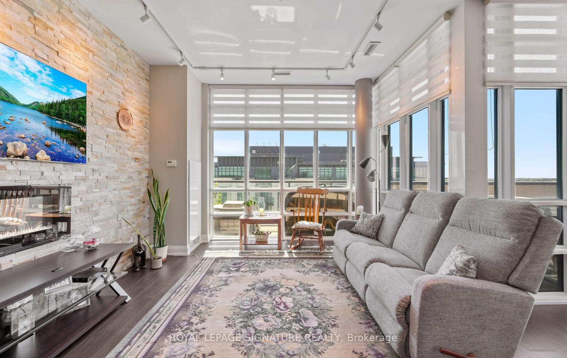 55 Yorkland Boulevard Unit PH1202 - Condo photo 15 of 50 in Brampton, Ontario