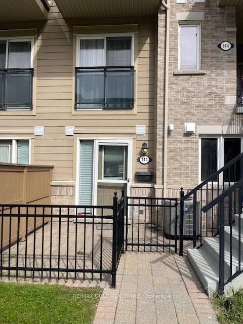 4975 Southampton Drive Unit 143 - home for sale in Mississauga, Ontario